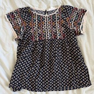 Black patterned top with some crochet size small